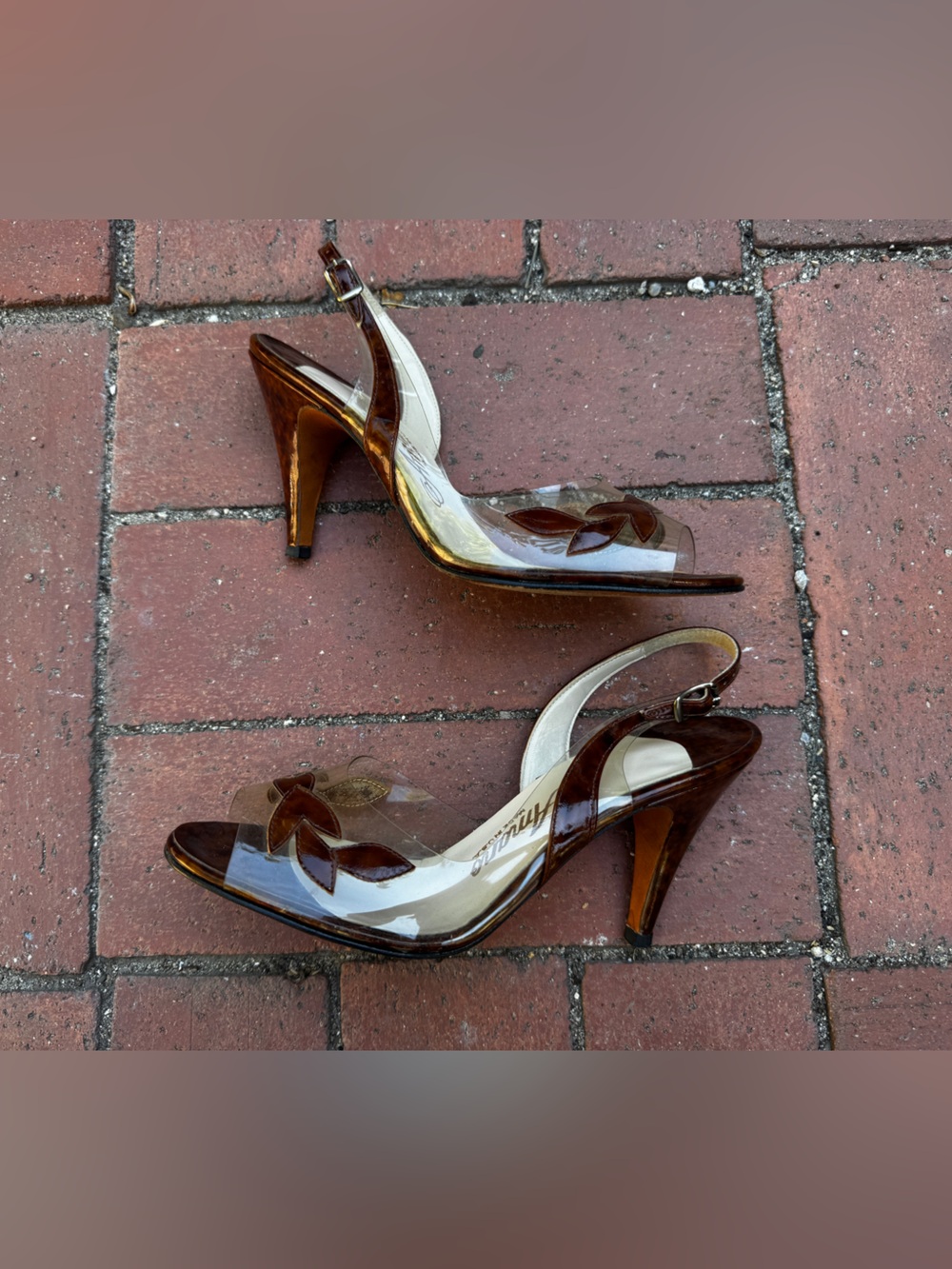 60s Vintage Vinyl + Tortoise Patent Leather Heels Sz 7 - Picture 3 of 8
